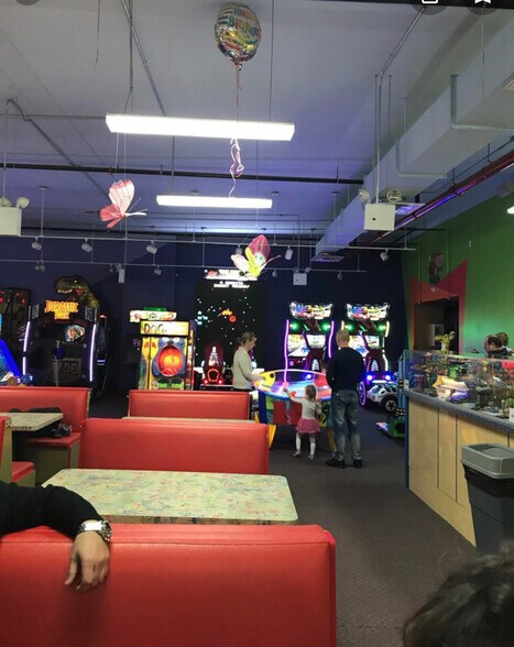 More Photos Of 2955 Coney Island Ave, Brooklyn Storefront For Lease