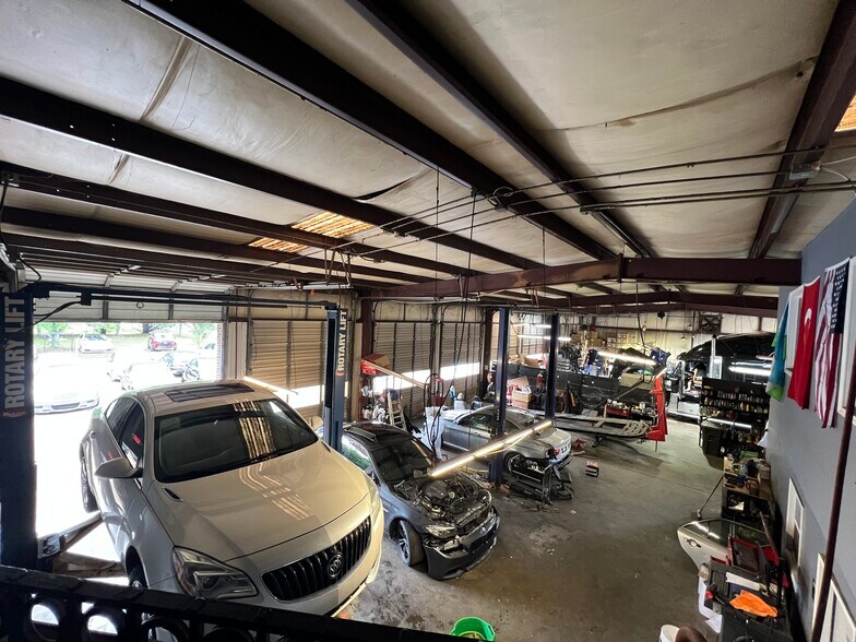 More Photos Of 2103 Winder Hwy, Dacula Industrial For Lease