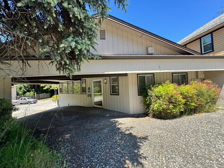 More Photos Of 13350 Big Basin Way, Boulder Creek Medical For Lease