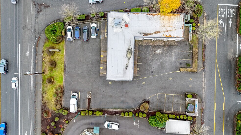 More Photos Of 6747 State Hwy 303 NE, Bremerton Auto Repair For Sale