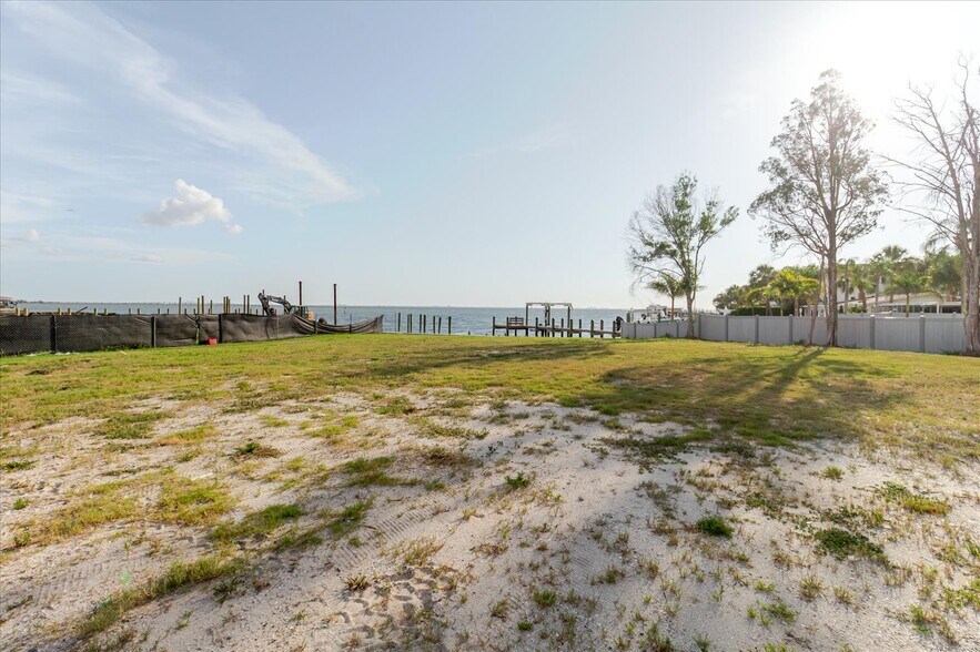 More Photos Of 5102 W Longfellow Ave, Tampa Land For Sale