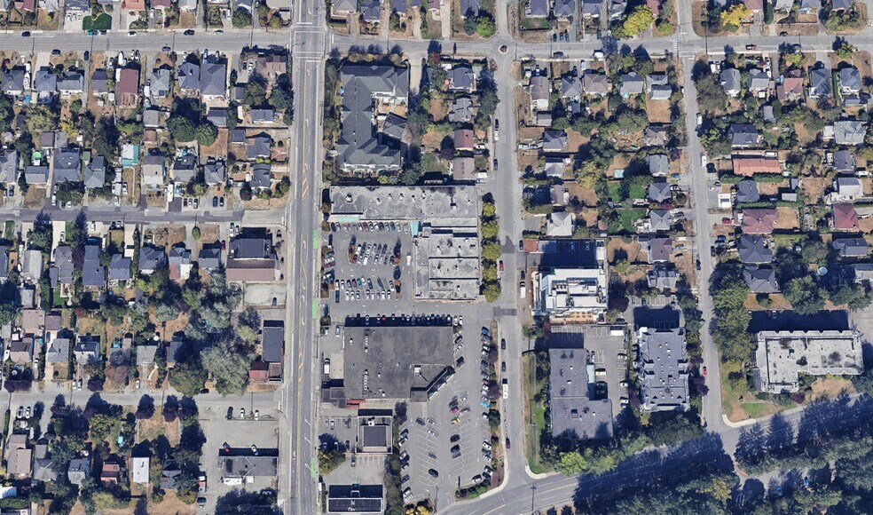 More Photos Of 2929-2973 Tillicum Rd, Victoria Freestanding For Lease
