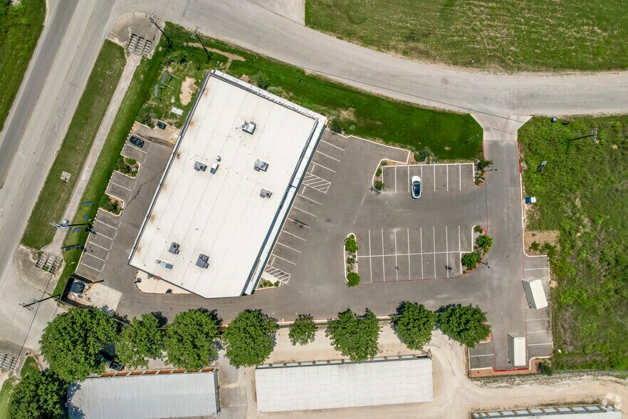 More Photos Of 313 FM 1103, Cibolo Freestanding For Lease