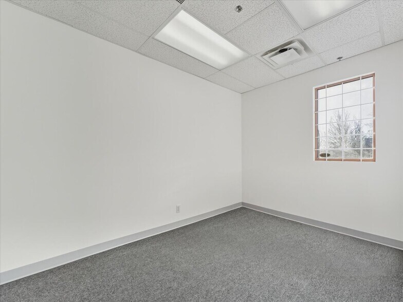 More Photos Of 488 Kingsway, Vancouver Apartments For Sale