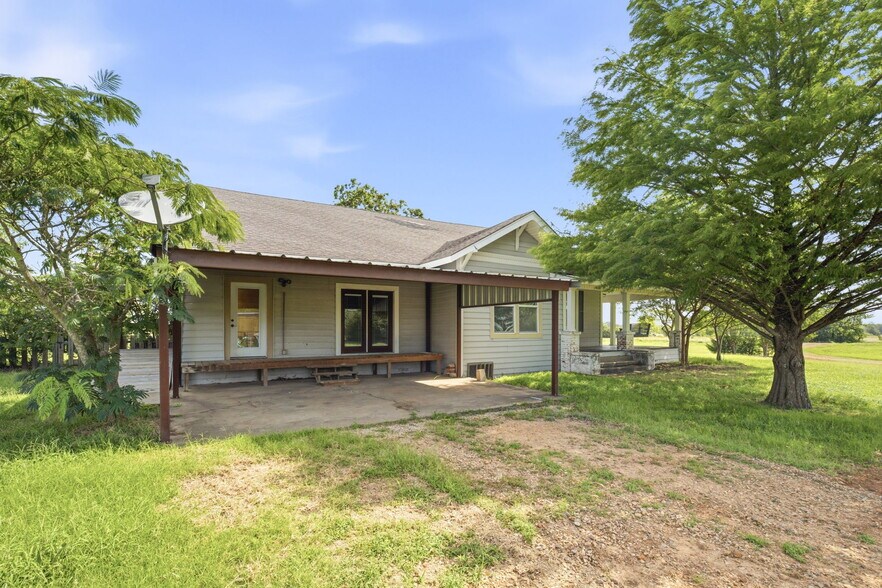 More Photos Of 1421 Airport Rd, Sulphur Springs Land For Sale