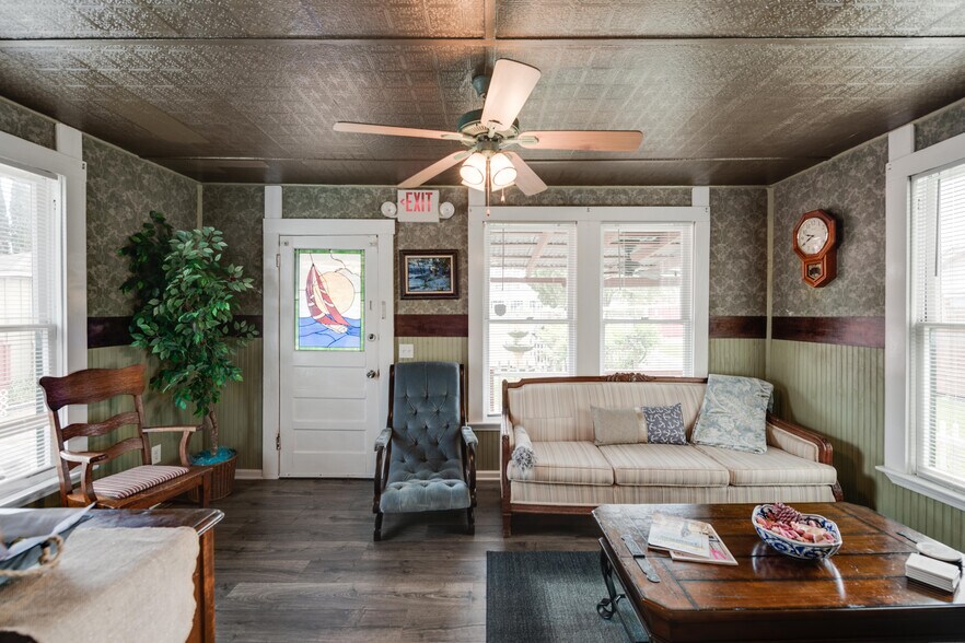 More Photos Of 706 Bradford Ave, Kemah Land For Sale