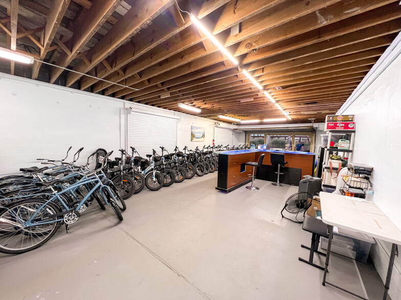 More Photos Of 12 N Pavilion Ave, Carolina Beach Storefront Retail Office For Sale