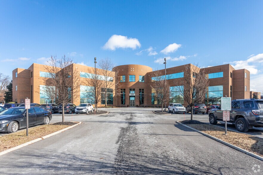 More Photos Of 630 Morrison Rd, Gahanna Unknown For Lease