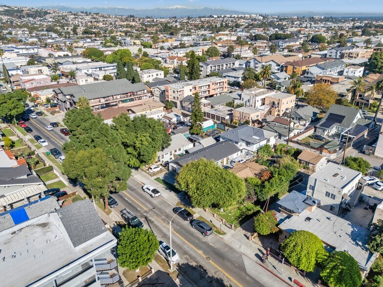 More Photos Of 1036 Cherry Ave, Long Beach Apartments For Sale