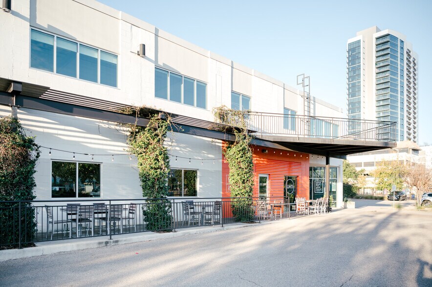 More Photos Of 2808 Caroline St, Houston Coworking Space