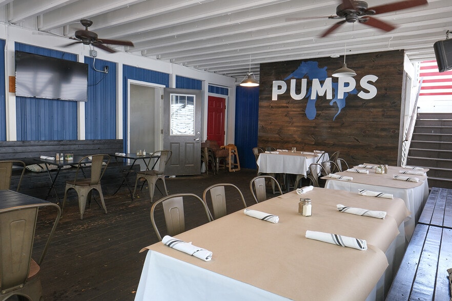 More Photos Of 202 Butler St, Saugatuck Restaurant For Sale