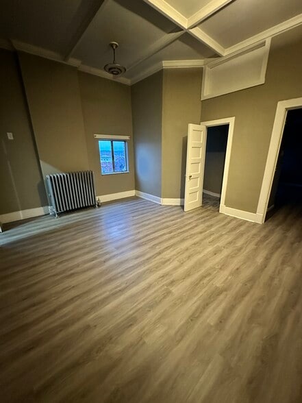 More Photos Of 25 W Chestnut St, Washington Apartments For Sale