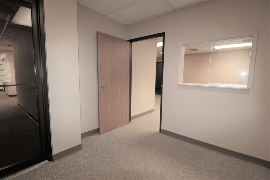 More Photos Of 275 Paterson Ave, Little Falls Medical For Lease