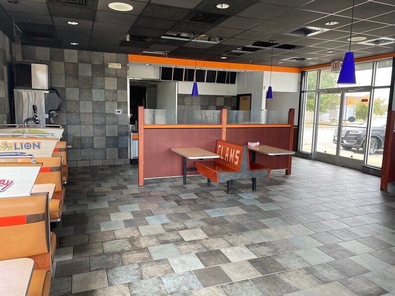 More Photos Of 1420 E Main St, Carbondale Fast Food For Sale