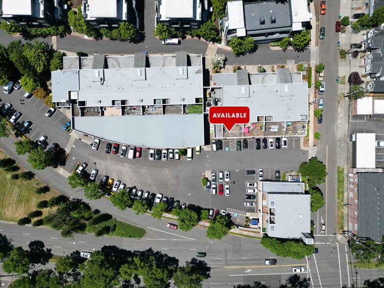More Photos Of 7113-7121 SW Macadam Ave, Portland Storefront For Lease