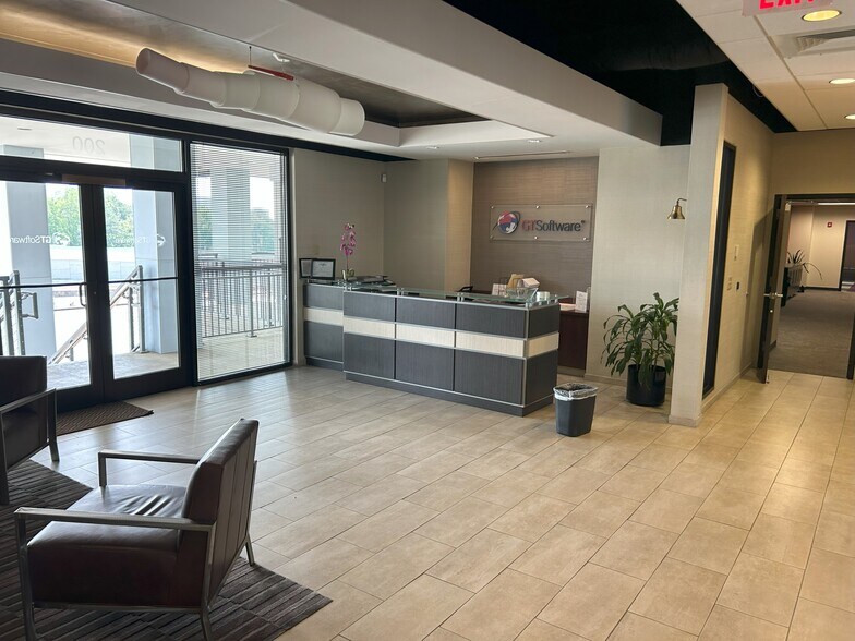 More Photos Of 6255 Barfield Rd NE, Atlanta Office For Lease