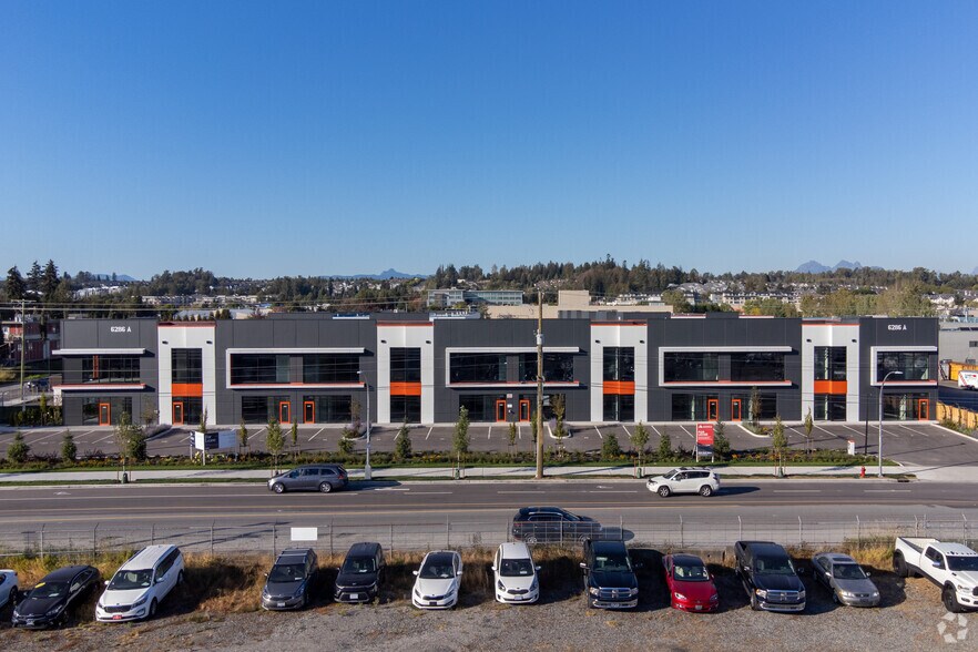 More Photos Of 6286A 203 St, Langley Storefront Retail Office For Sale