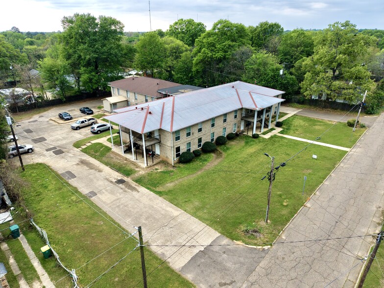 More Photos Of 511 Blake St, Texarkana Apartments For Sale