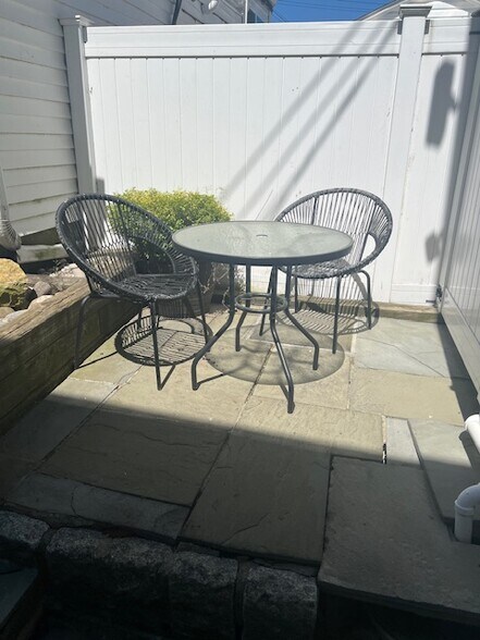 More Photos Of 64R Main St, New Canaan Office For Lease