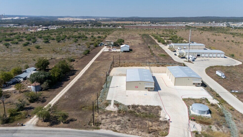 More Photos Of 6802 S Old Bastrop Hwy, San Marcos Land For Sale