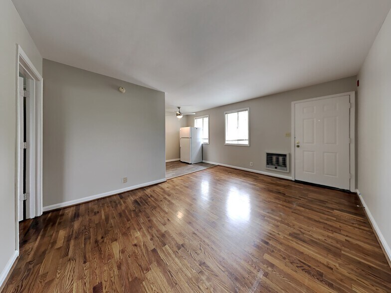 More Photos Of 5700 Leslie Ave, Nashville Apartments For Sale