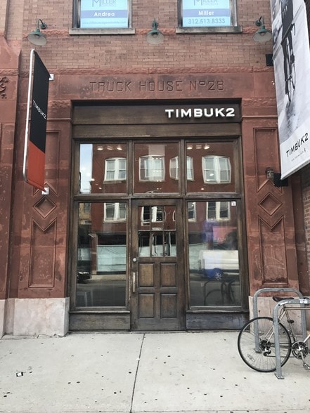 Primary Photo Of 1623-1625 N Damen Ave, Chicago Storefront Retail Office For Lease