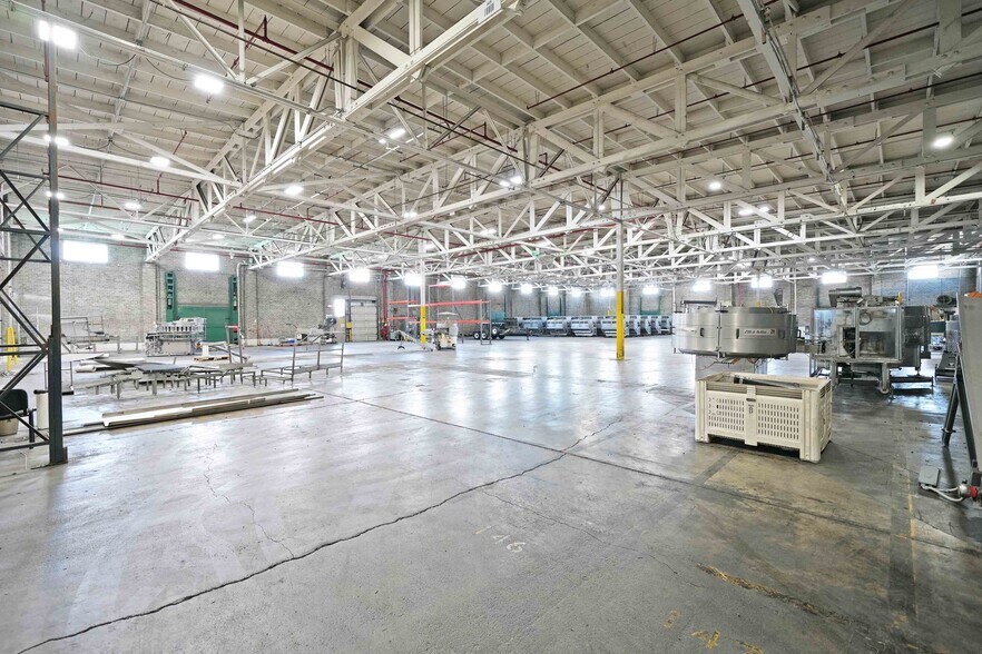 More Photos Of 108 W Walnut St, Yakima Food Processing For Sale