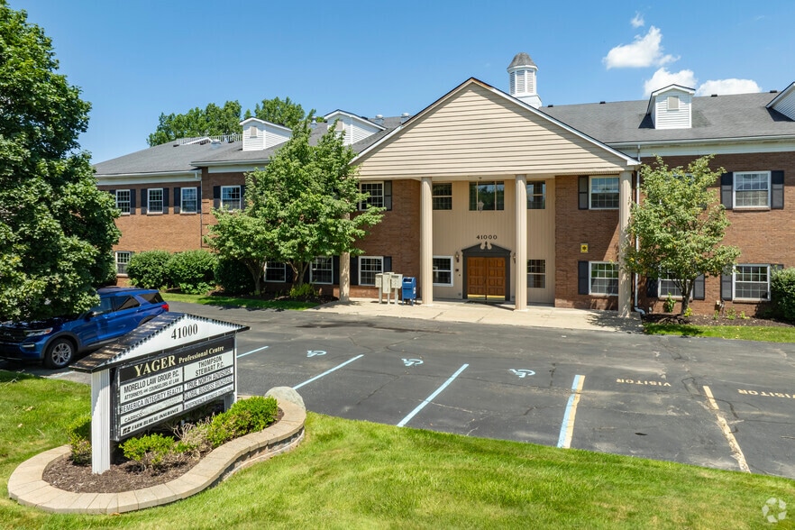 More Photos Of 41000 W 7 Mile Rd, Northville Office For Sale