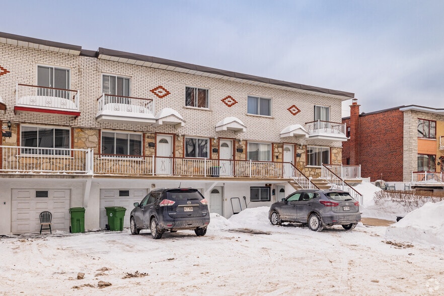 More Photos Of 4330-4336 Rue De Venise, Montréal Apartments For Sale