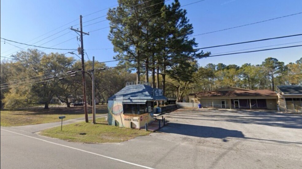 More Photos Of 6376-A Sc-162, Hollywood Storefront For Sale