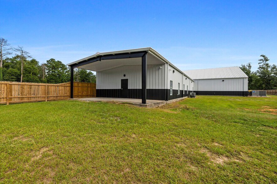 More Photos Of 44530 Hood Rd, Hammond Industrial For Sale