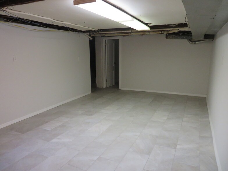 More Photos Of 286 E Main St, Somerville Medical For Lease