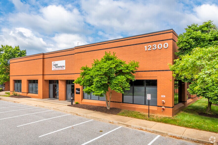 More Photos Of 12300 Kiln Ct, Beltsville Light Distribution For Lease