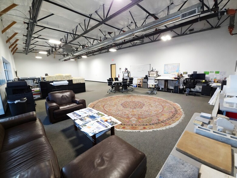 More Photos Of 7600 W Arby Ave, Las Vegas Industrial For Sale