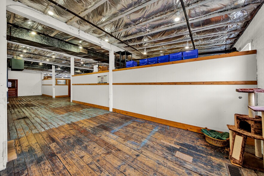 More Photos Of 24 Johnes St, Newburgh Light Manufacturing For Lease