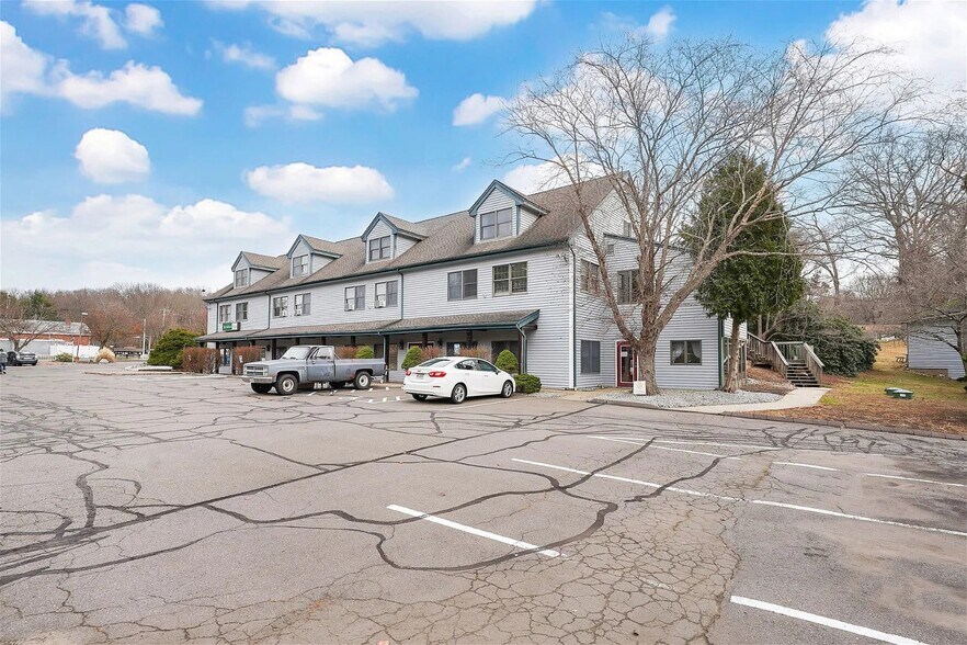 Primary Photo Of 12 Goose Ln, Tolland Office For Lease