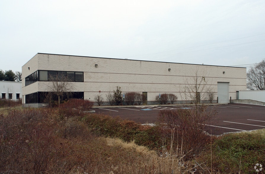 Primary Photo Of 731 Wambold Rd, Souderton Warehouse For Lease