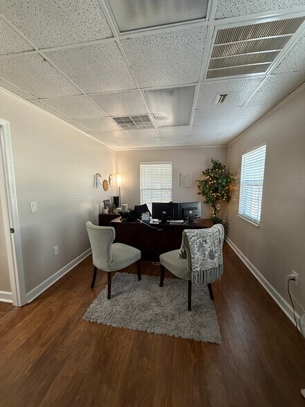 More Photos Of 4506 26th St W, Bradenton Office For Lease