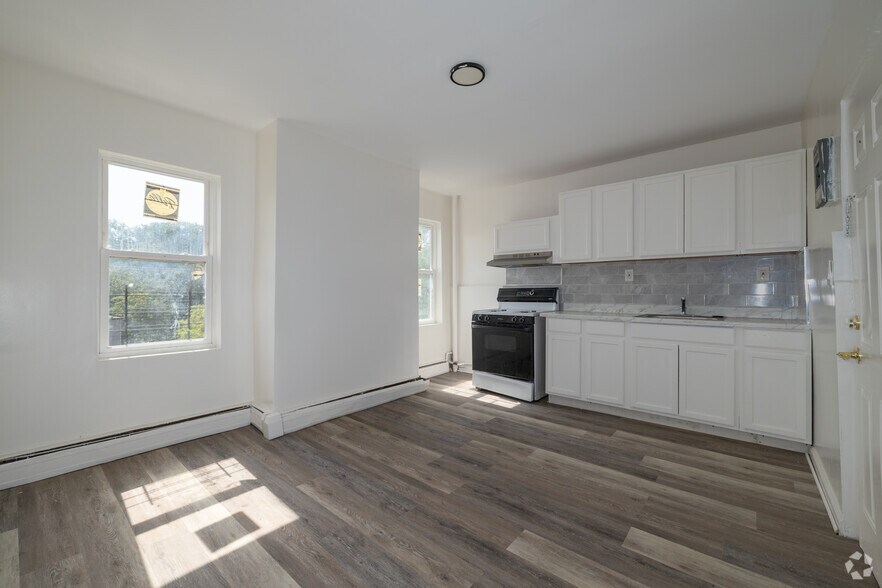 More Photos Of 225 West Broadway, Paterson Multifamily For Sale