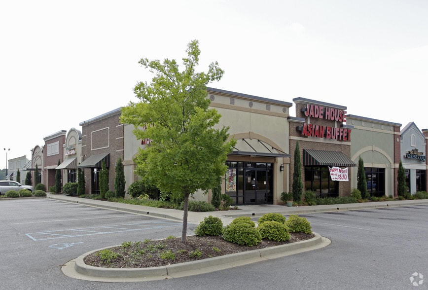 More Photos Of 403-415 Bellport Dr, Boiling Springs General Retail For Lease
