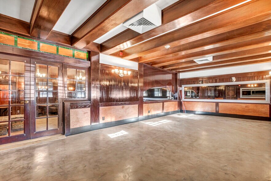 More Photos Of 1555 S Wells Ave, Reno Restaurant For Sale