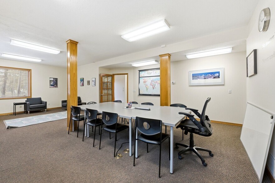 More Photos Of 1762 Prospector Ave, Park City Office For Lease