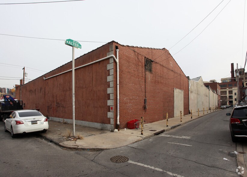 More Photos Of 1520-1530 Washington Ave, Philadelphia Warehouse For Lease