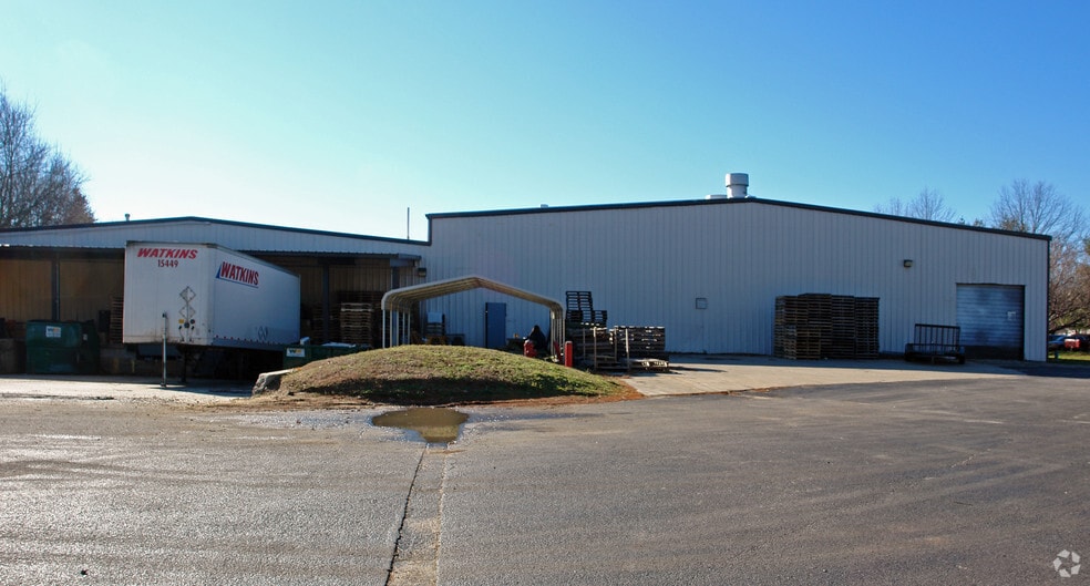 More Photos Of 655 W Glenwood Ave, Smyrna Manufacturing For Sale
