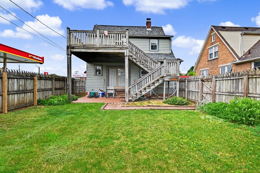 More Photos Of 743 1/2 Harding Way W, Galion Office Residential For Sale