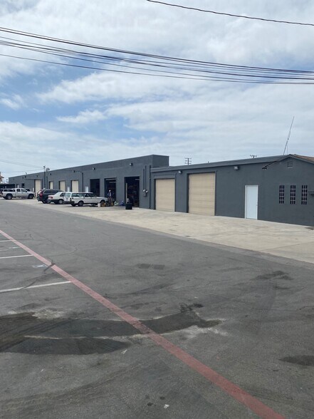 More Photos Of 2148 Newport Blvd, Costa Mesa Auto Repair For Lease