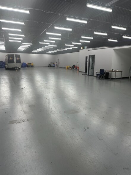 More Photos Of 1514 Springfield St, Dayton Warehouse For Lease