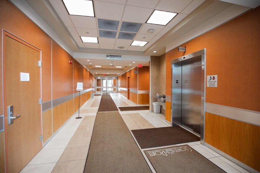 More Photos Of 6240 Rashelle Dr, Flint Medical For Sale