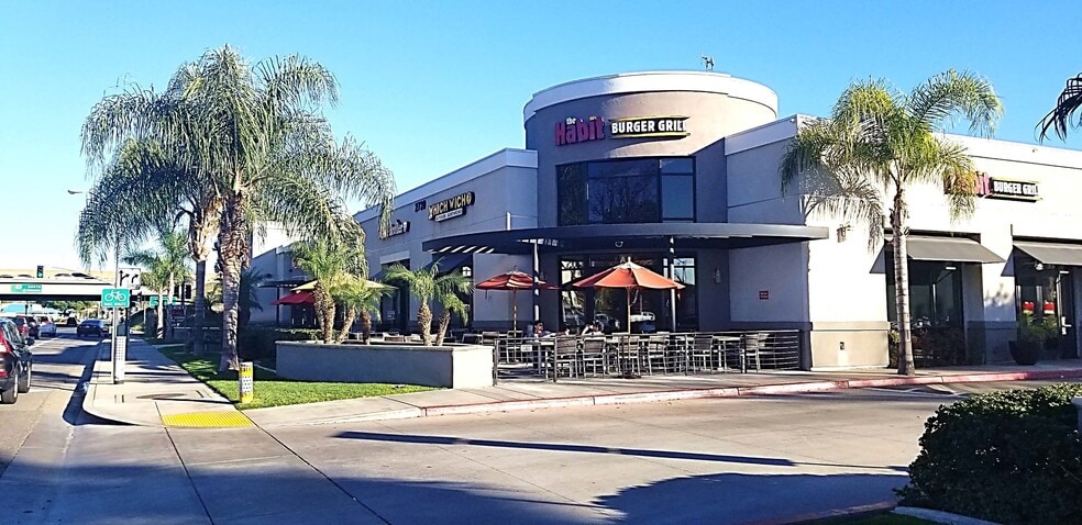 Primary Photo Of 2720 Nutwood Ave, Fullerton Restaurant For Lease