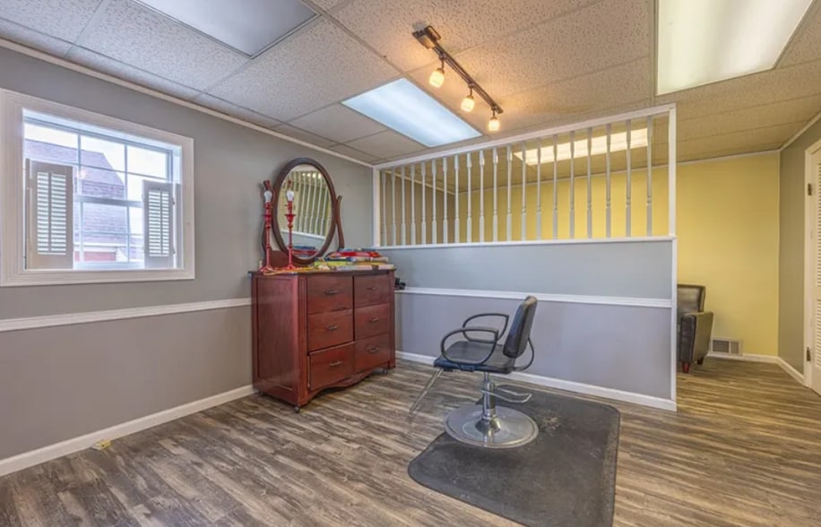 More Photos Of 161 Pittsburgh St, Uniontown Freestanding For Sale